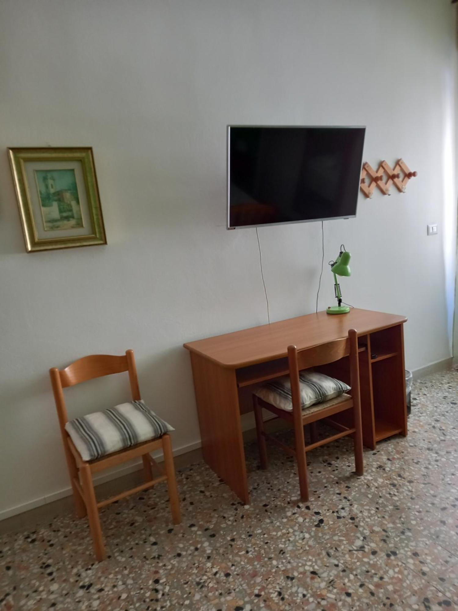 Camere In Affitto Sássari Quarto foto
